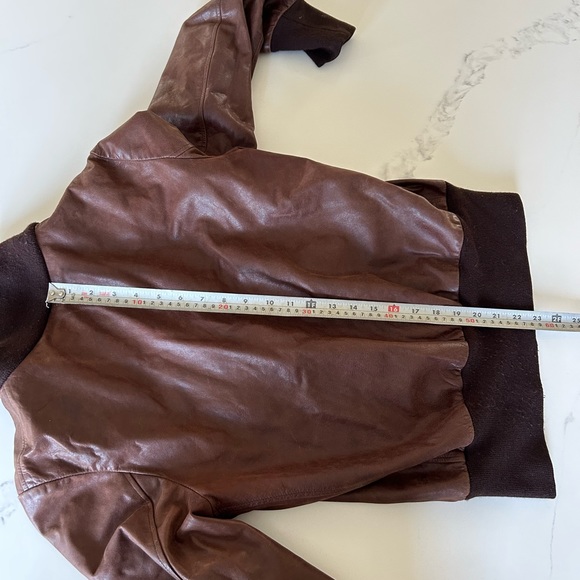 Genuine leather jacket - Picture 9 of 9